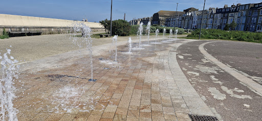 Promenade Water Fountains 20250808 160749 001