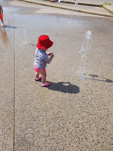 Promenade Water Fountains 20250808 160753 005