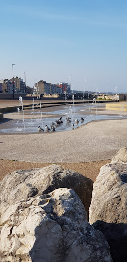 Promenade Water Fountains 20250808 160754 007