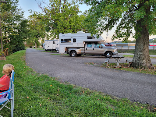 Roadside Park Port Of St Albans 20250727 004531 003
