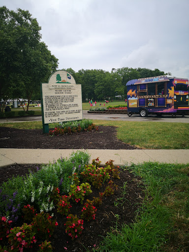 Roy G Holland Memorial Park 20250727 022222 009