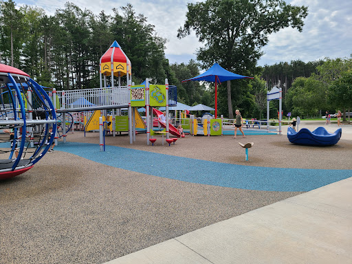 Scarlet s Playground 20250727 060511 004