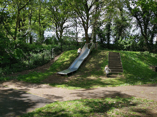 Selkirk Close Play Area 20250808 201947 004