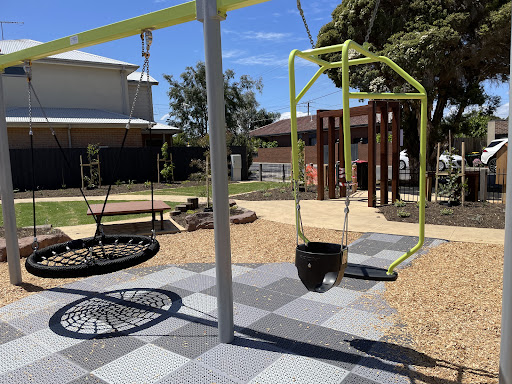 Service St Playground 20250824 034004 012