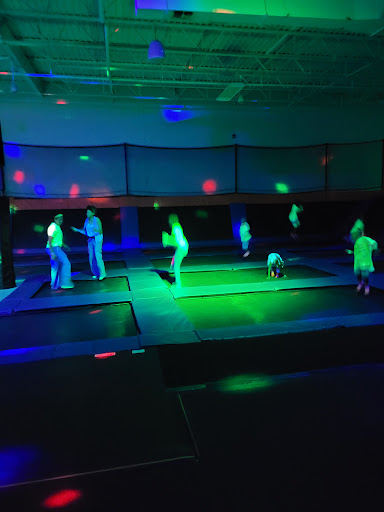 Sky Zone Trampoline Park 20250726 191230 001