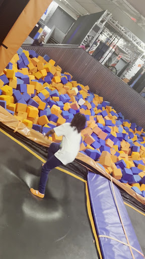 Sky Zone Trampoline Park 20250727 032229 004