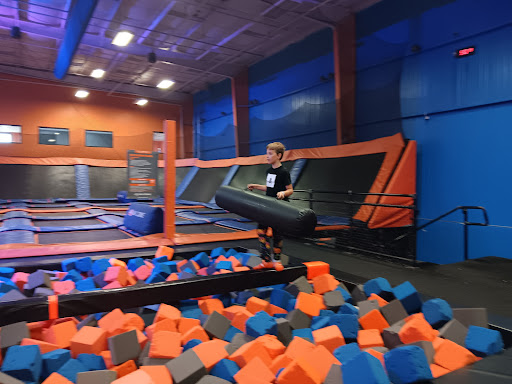 Sky Zone Trampoline Park 20250727 041046 011