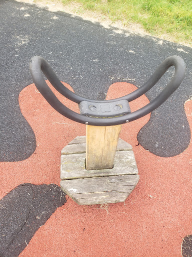 St Peter s Way Playground 20250808 182048 017