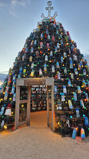 Stonington Borough Playground 20250727 043745 006