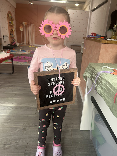 TinyToes Sensory 20250808 153700 010