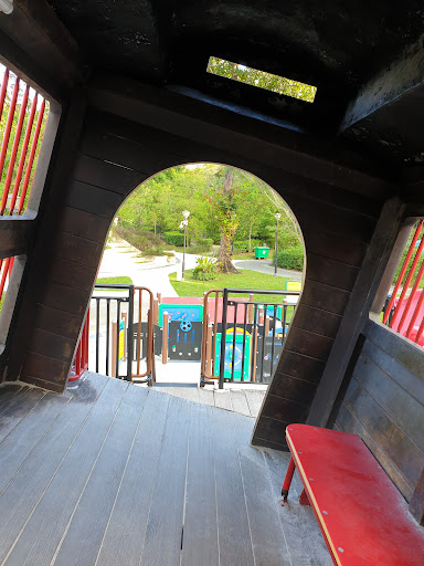 Tiong Bahru Park Playground 20250821 230553 006