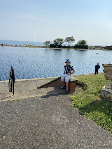 tynemouth-park-playground-in-north-shields-worldofplaygrounds