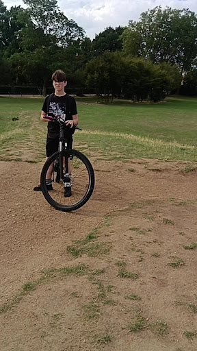 Valence Park Playground 20250808 184217 002