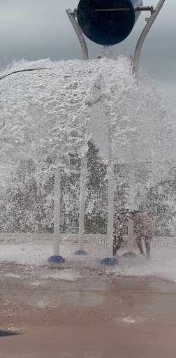 Veterans Park Splashpad 20250726 214839 001